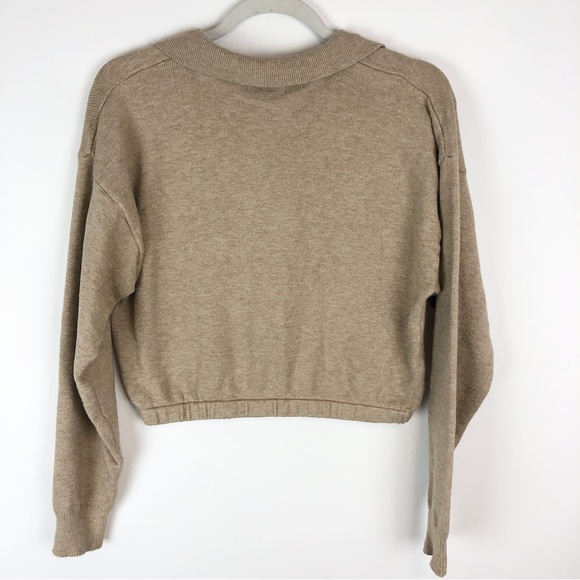 Forever 21 Long Sleeve Cropped Beige Collared Sweater - Picture 2 of 8